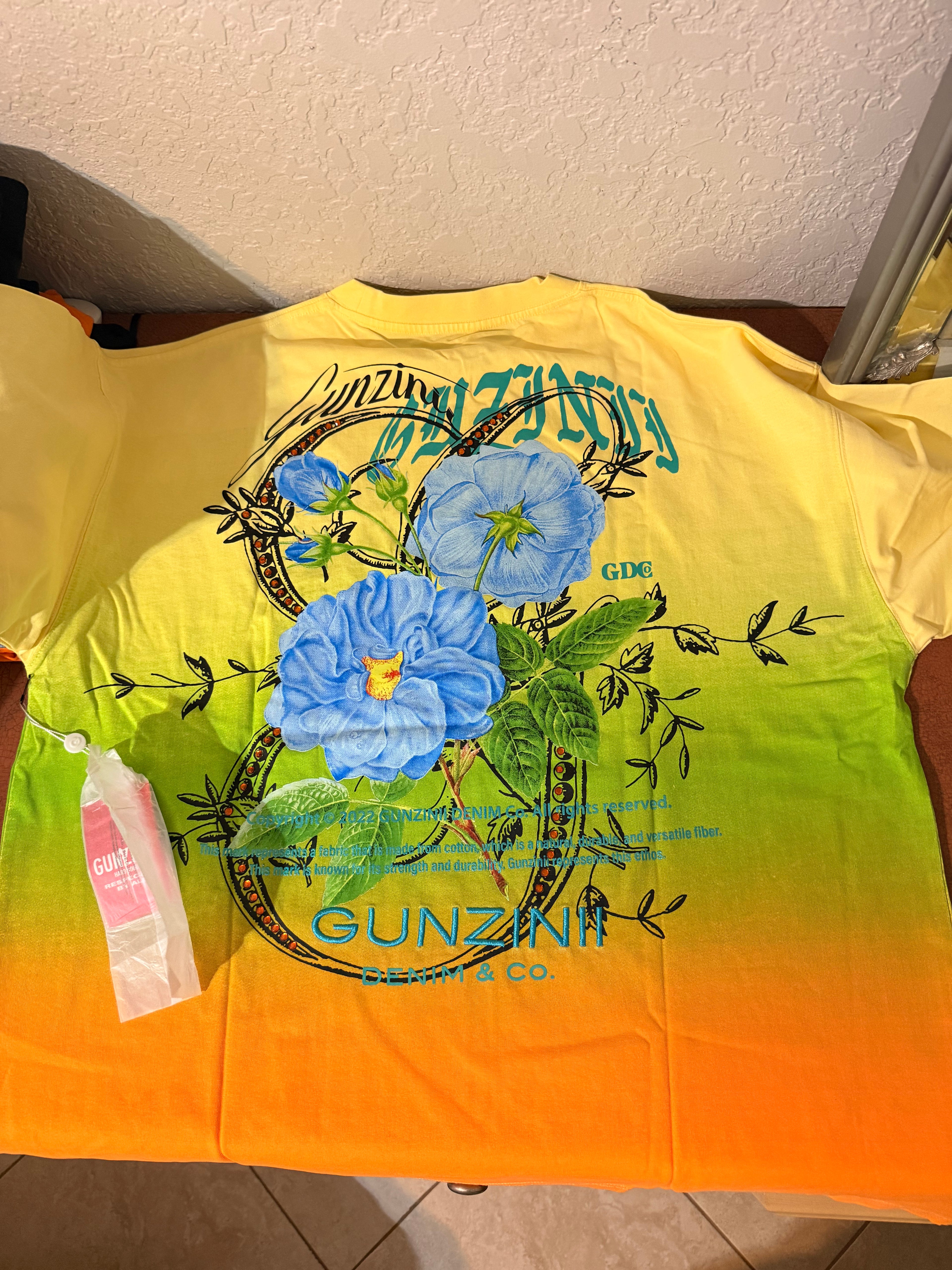 Gunzinii Denim & Co XL Cotton Graphic Tee NWT